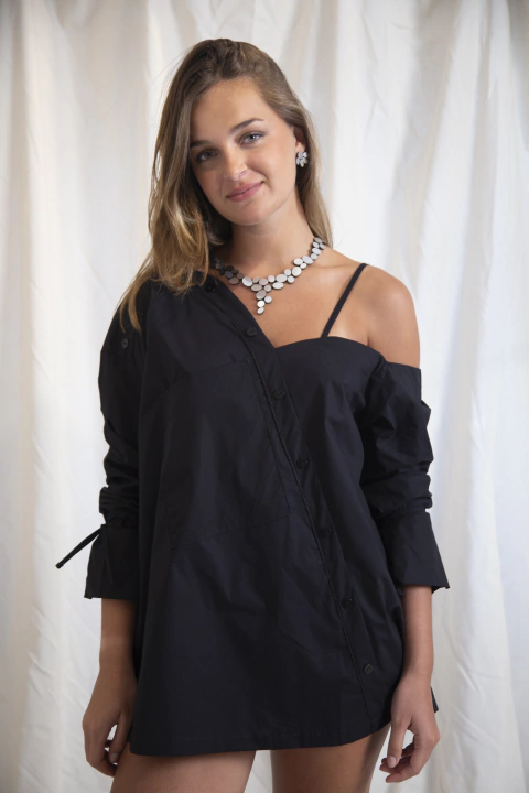 Camisa Off Shoulder Negra