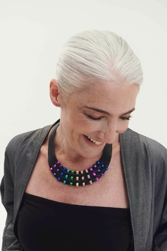 Collar Rainbow Threads - Rainbow en internet