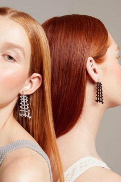 Aros Scarlett - Total Black - Iskin Sisters