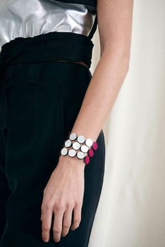 Brazalete Sarah's Dream - Plata/Peltre/Fuchsia - Iskin Sisters