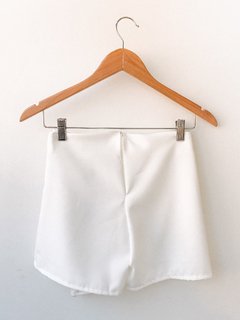 Imagen de SHORT POLLERA CREPPE