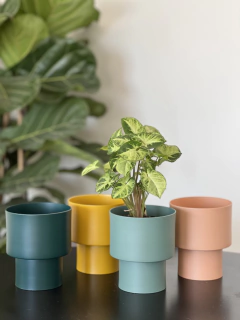 MACETA URANO ALUMINIO