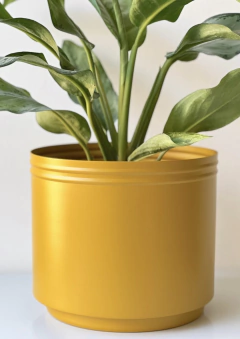 MACETA SATURNO ALUMINIO 26CM + PLATO en internet