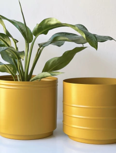 MACETA SATURNO ALUMINIO 26CM + PLATO - comprar online