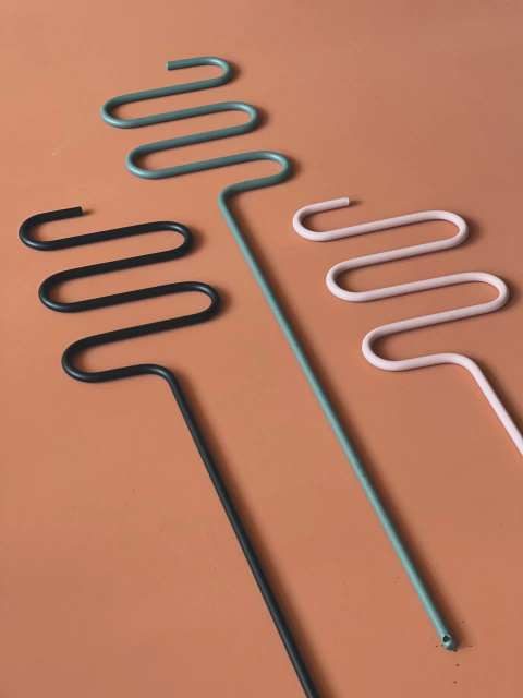 TUTOR DE HIERRO FORMA S