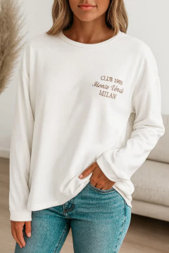 Buzo liviano Oversize Milan bordado - comprar online