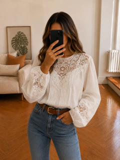 Blusa Venia Broderie en internet