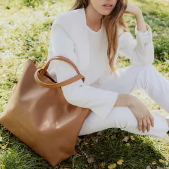 Maxi Picnic Suela - MIKAI BAGS - Carteras y accesorios de cuero