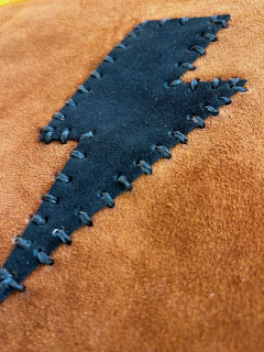 TOP de cuero tipo Gillette suela con detalles en cuero negro - MIKAI BAGS - Carteras y accesorios de cuero