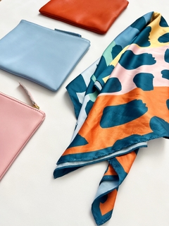 Combo Estuche + Pañuelo Animal