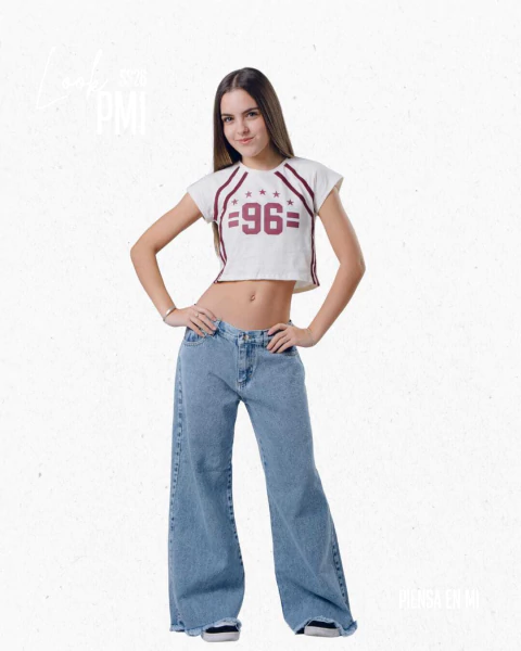 Remera 96 con estrellas Piensa en Mi