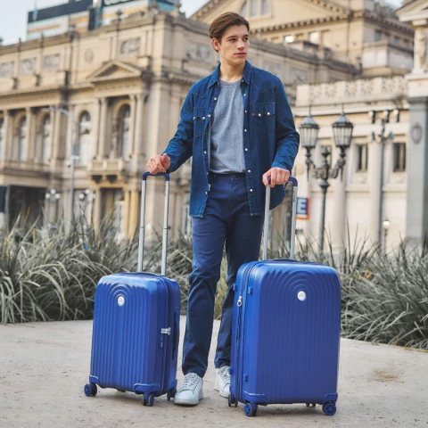 Set de Valijas Mediana + Cabina Crossover Rigidas Gemma PC + ABS