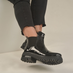 Bota Beatle Charol Negro - Salerno - comprar online