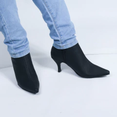 Bota Elba Negro Graneado en internet