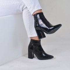 Bota Génova Charol Negro