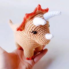 Tripsy Amigurumi Triceratops - comprar online