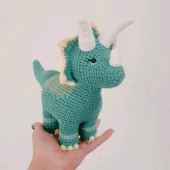 Tripsy Amigurumi Triceratops - tienda online