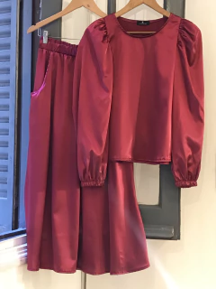 Imagen de BLUSA TOBAGO BORGOÑA- SATIN