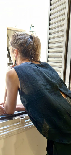 TOP ESPALDA GASA NEGRA - tienda online