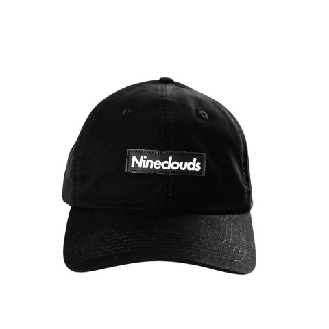 Boné Nineclouds Dad Hat Logo Escrito Preto - comprar online