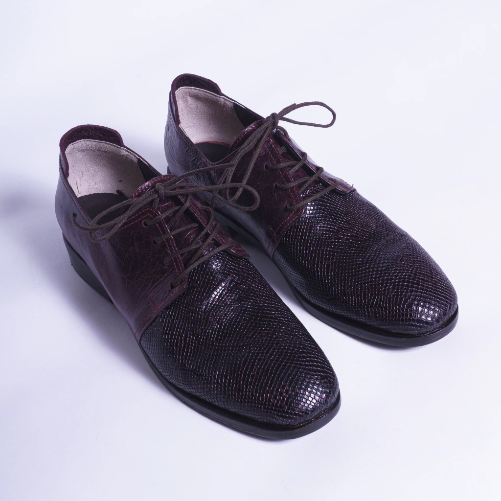 Abotinados Carl Bordo