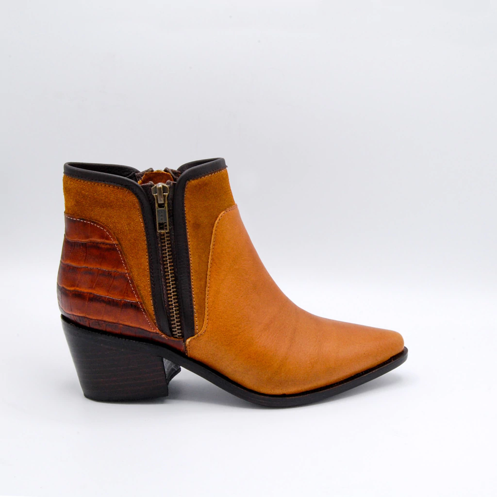 Texana Frankie Suela