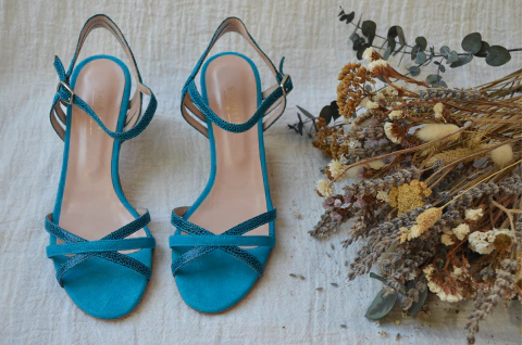 Sandalia taquito Antonia Turquesa - comprar online