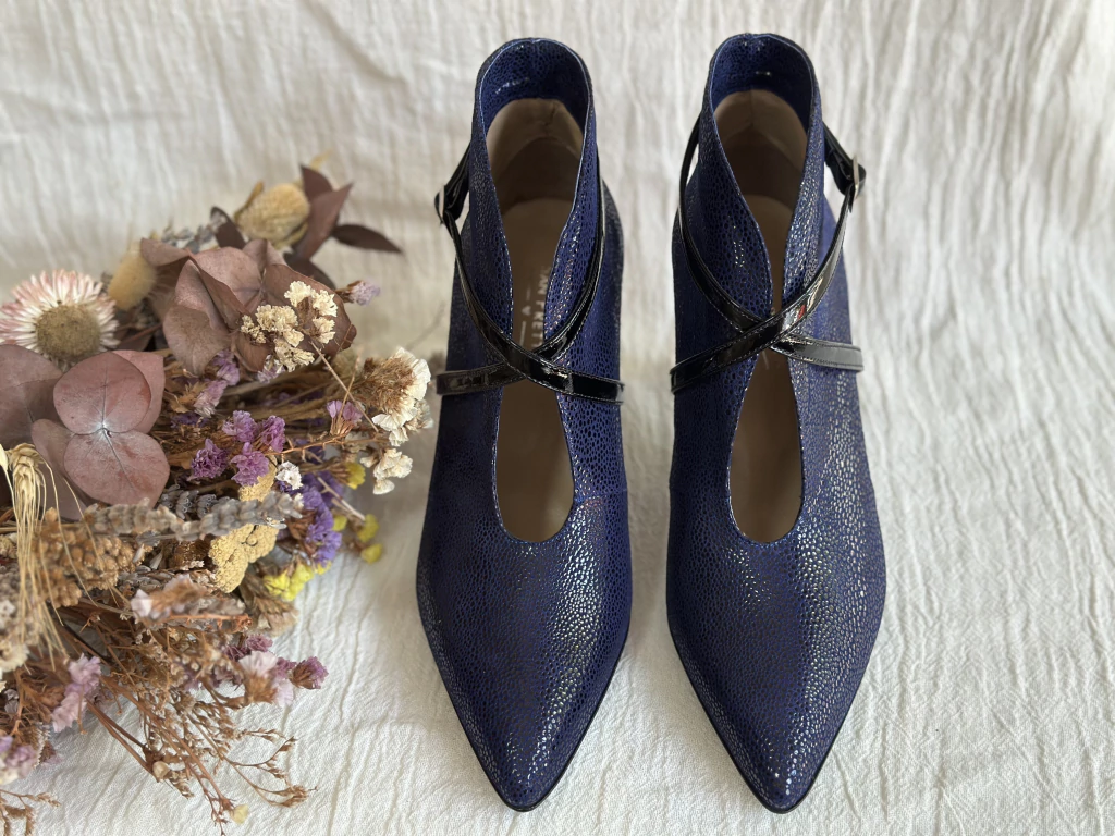 Bota Emilia Azul y Negro