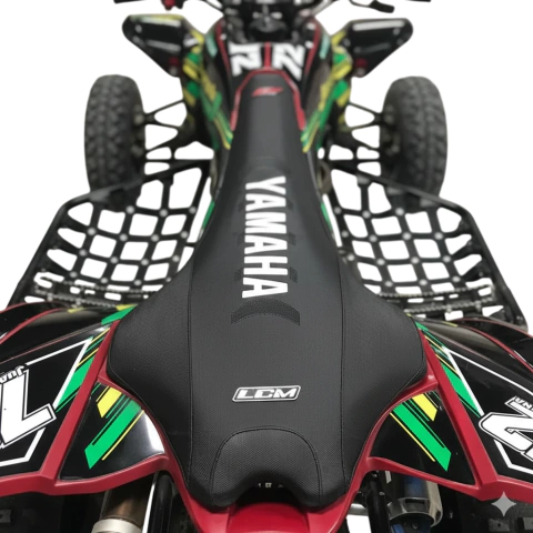 Funda de Asiento Yamaha YFZ450R – Negro y Blanco Ultragrip LCM