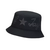 Gorro negro de Converse con diseño de estrella y lettering en tono oscuro.