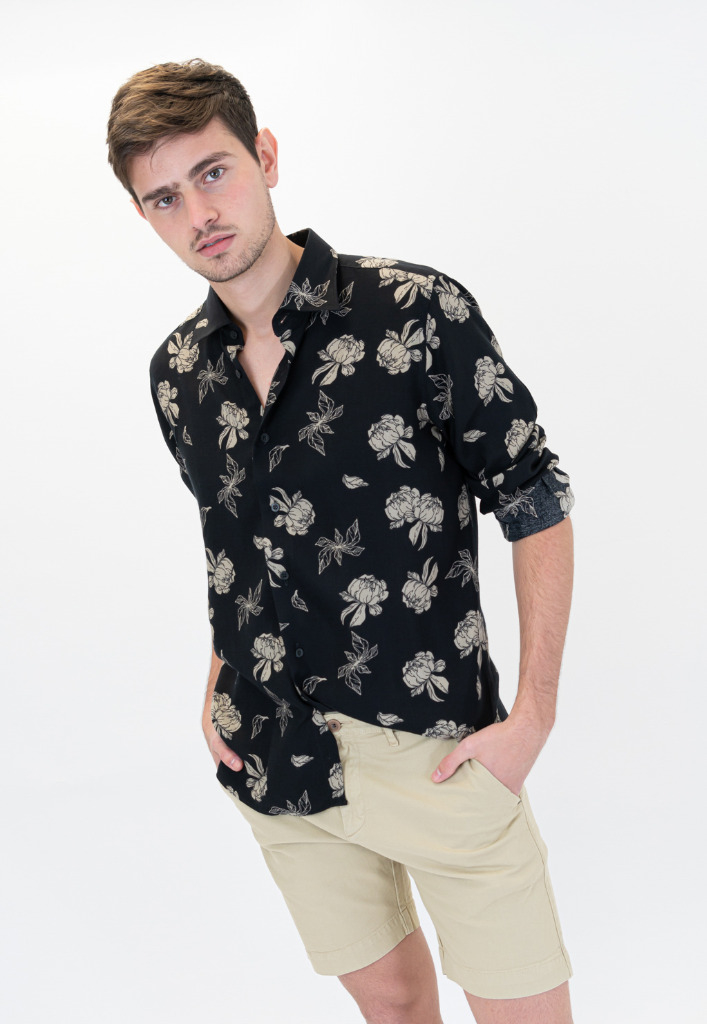 Camisa Corte Ejecutivo Negro Flor Beige thumbnail 3