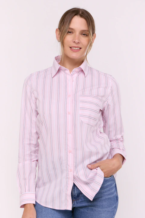 Camisa de manga larga para mujer con rayas verticales en tonos rosas y bolsillo en el pecho