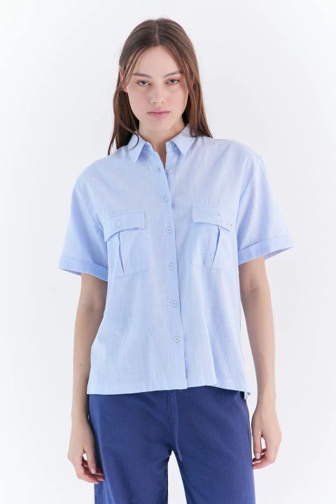 Camisa M/C Amplia Alicia Celeste - comprar online
