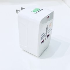 MINI ADAPTADOR UNIVERSAL PARA VIAJE