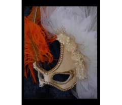 Antifaz Veneciano Flavia R Dorada en internet