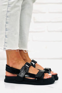 Sandalia Goldie Charol Black - comprar online