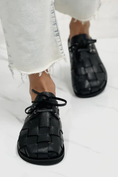 Zueco Nautico Trenzado Negro PREVENTA (EL DESPACHO COMIENZA EL 14/9) - Jane Jones