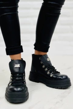 Borcego Williamsburg Negro en internet