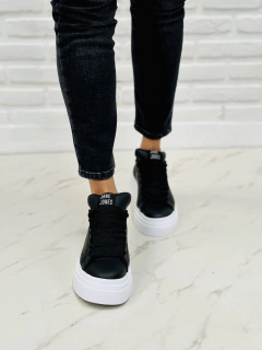 Zapatilla Champs Negro en internet