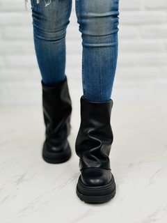 Bota Paul Black - Jane Jones