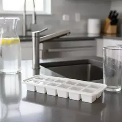 Molde De Silicona 12 Cubos Cubetera - comprar online