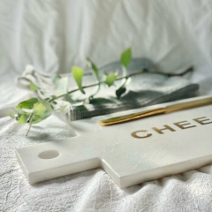 Tabla de marmol "Cheese" con cuchillo para quesos - comprar online