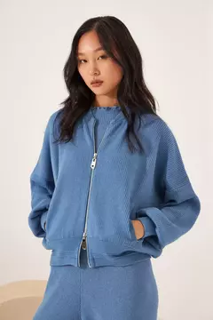 BOMBER NINA