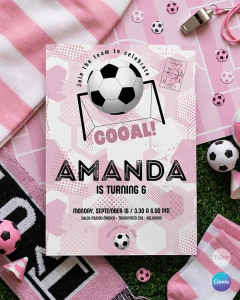 Plantilla de invitación, texto editable canva, camiseta de futbol, soccer party, trama tonos rosas en internet
