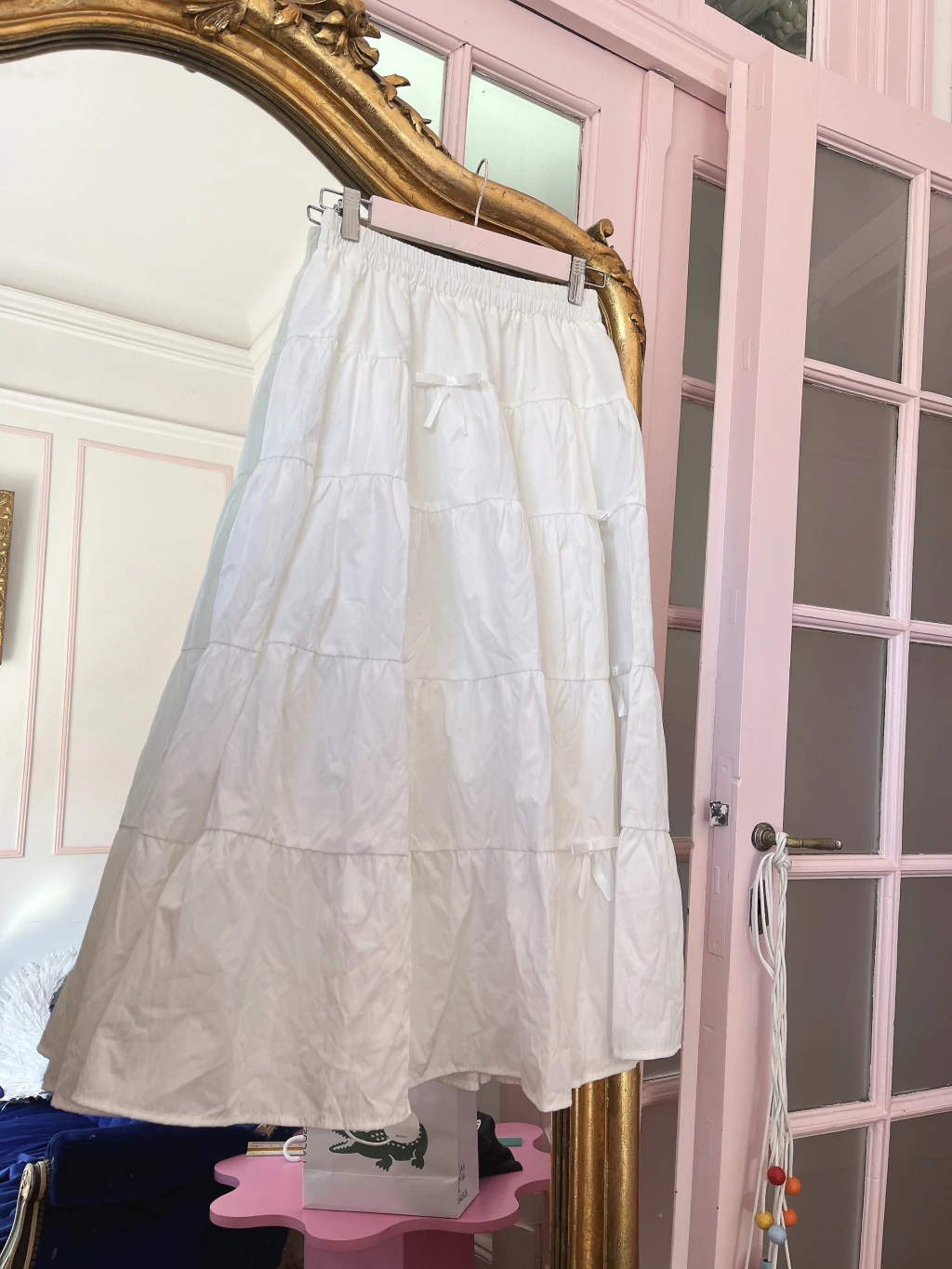 MUESTRA ~ FALDA RIBBONS BLANCA