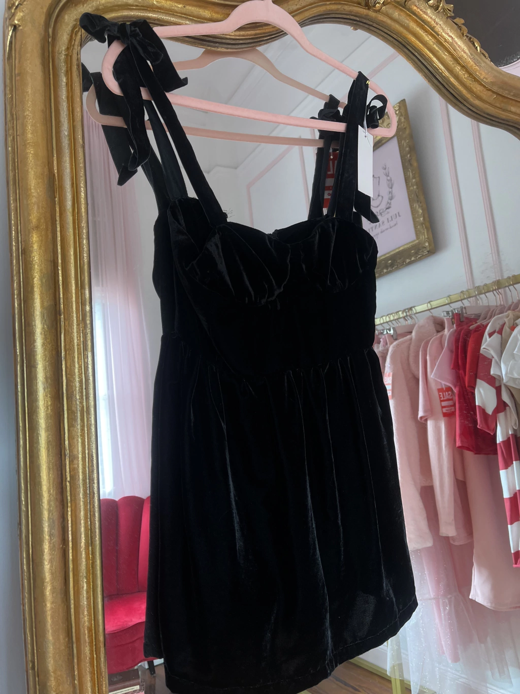 VESTIDO DE TERCIOPELO