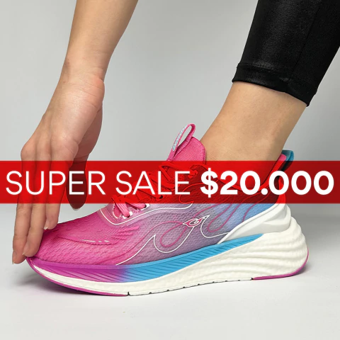 Running Women Moon (531W)