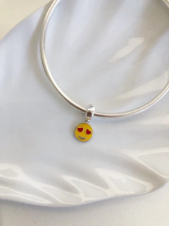 Dije SMILE para pulsera en internet