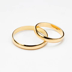 Alianza Oro 18k Media Caña - comprar online