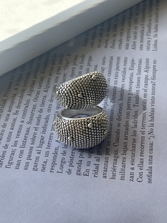 Anillo Mari en internet